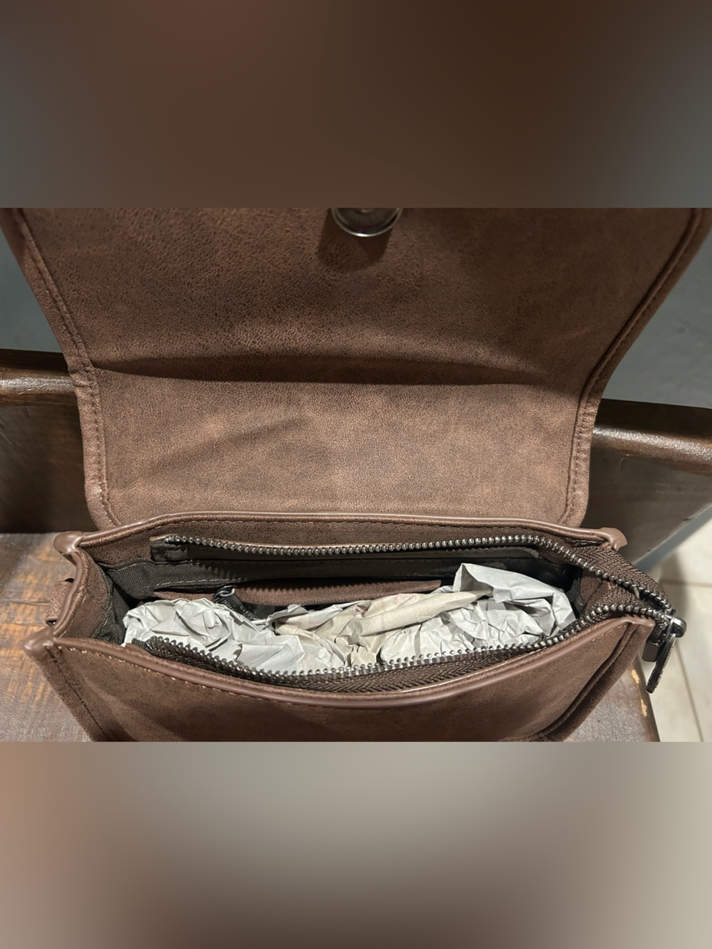 Trinity Ranch Crossbody - Picture 3 of 4